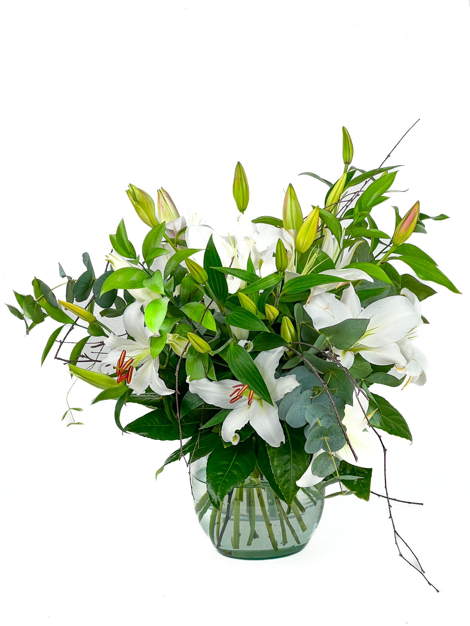 Ramo de lilium oriental blanco con jarron de cristal
